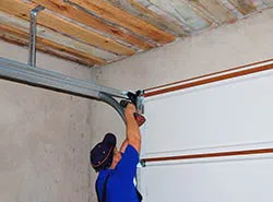 Garage Door And Opener Repairs Baltimore, MD 410-803-5404 Garage Door And Opener Repairs Baltimore, MD 410-803-5404 - repair-side